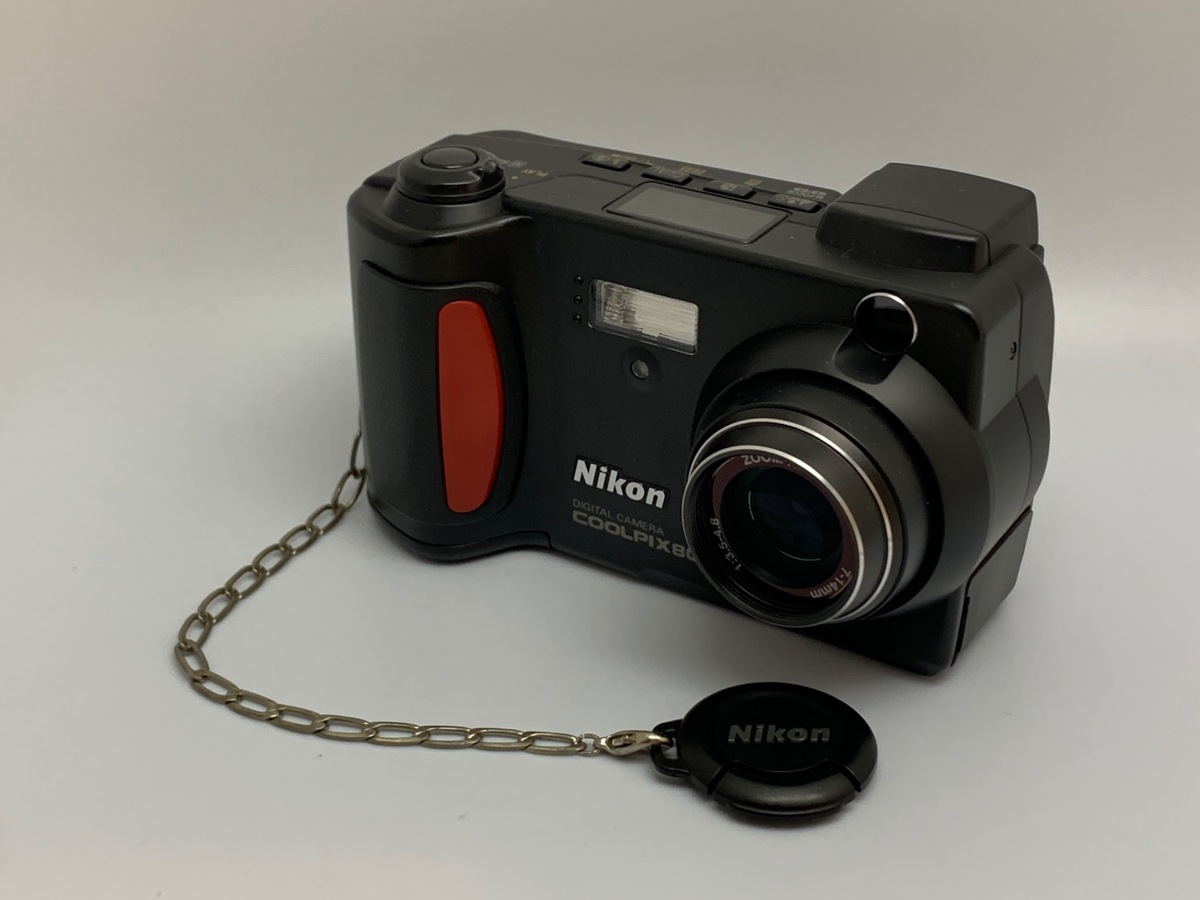 【中古】ニコン(Nikon)COOLPIX 800 【211万画素】