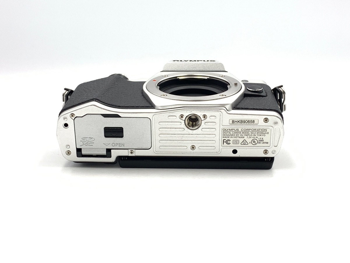 【中古】オリンパス OM-D E-M10 MarkII ボディ シルバー