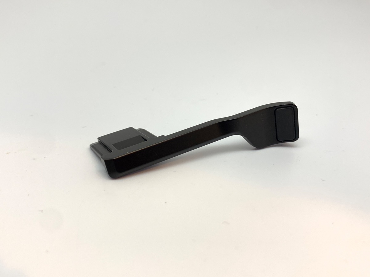 【中古】フジフイルム X-E4用サムレスト TR-XE4-B ブラック