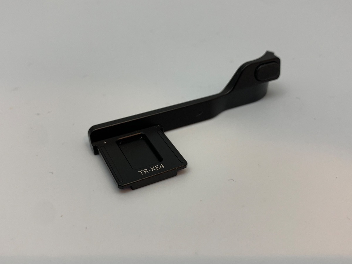 【中古】フジフイルム X-E4用サムレスト TR-XE4-B ブラック