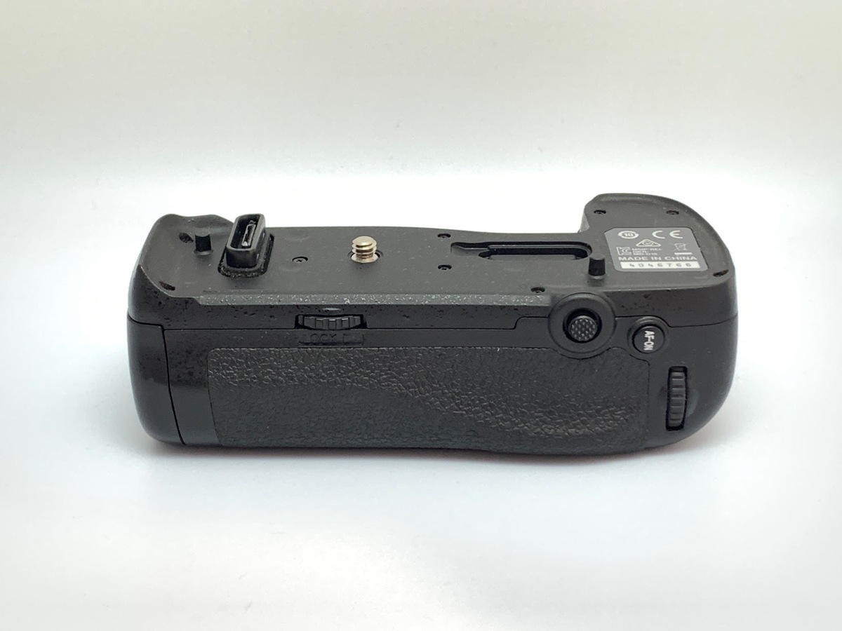 【中古】ニコン マルチパワーバッテリーパック MB-D18