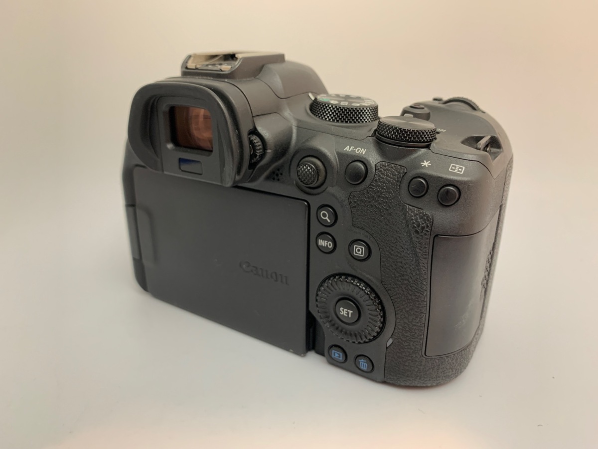 【中古】キヤノン EOS R6 MarkII ボディ