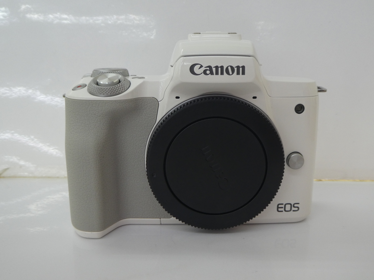【中古】キヤノン EOS Kiss M ボディ ホワイト