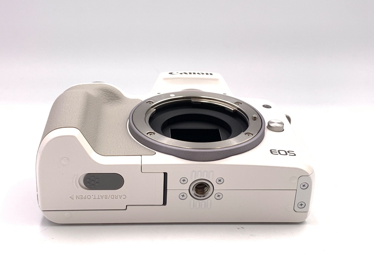 【中古】キヤノン EOS Kiss M ボディ ホワイト