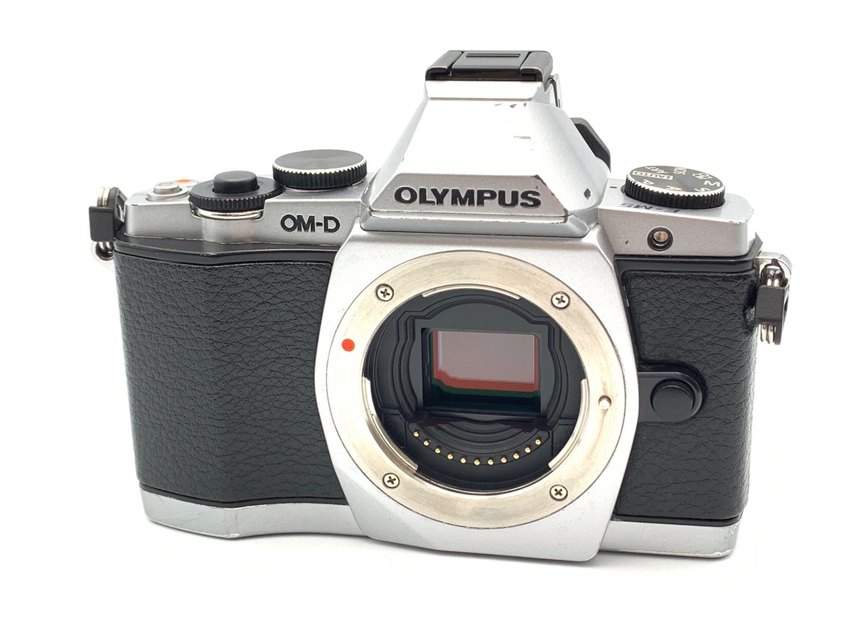 【中古】オリンパス OM-D E-M5 ボディ シルバー
