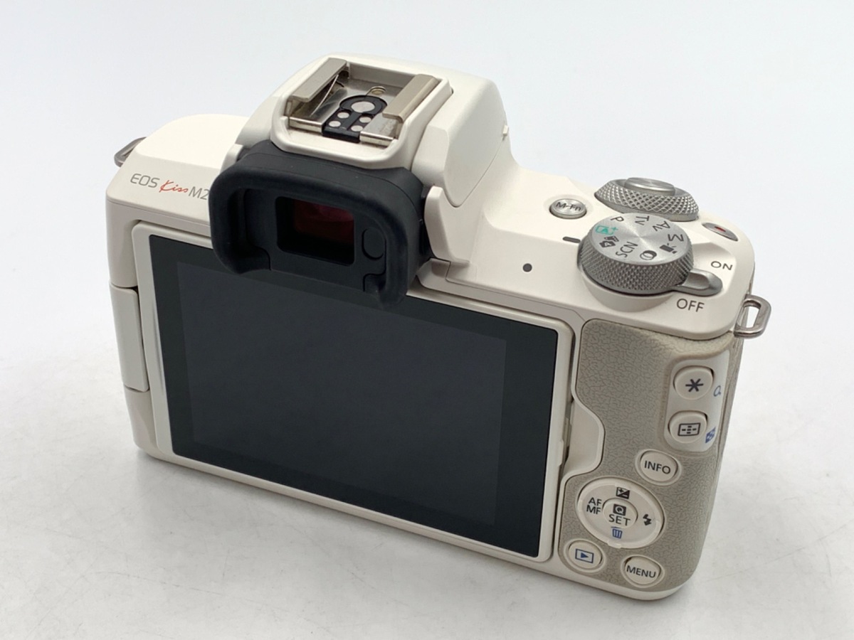 ショット数5,000台【ほぼ新品】Canon EOS Kiss M2 ホワイト ショット数5,000台【ほぼ新品】Canon EOS Kiss M2 ホワイト ショット数