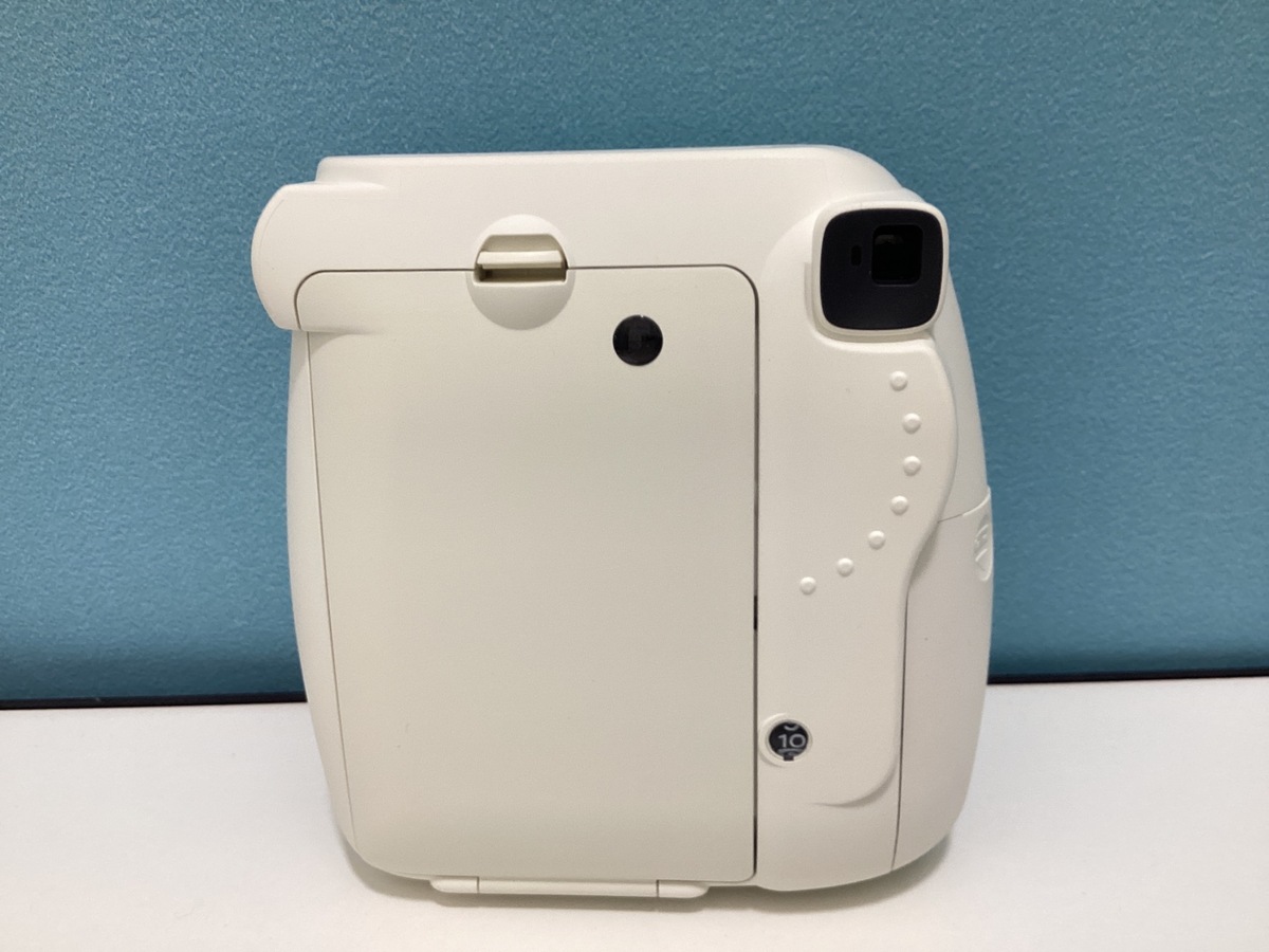 中古】フジフイルム インスタントカメラ instax mini 8+