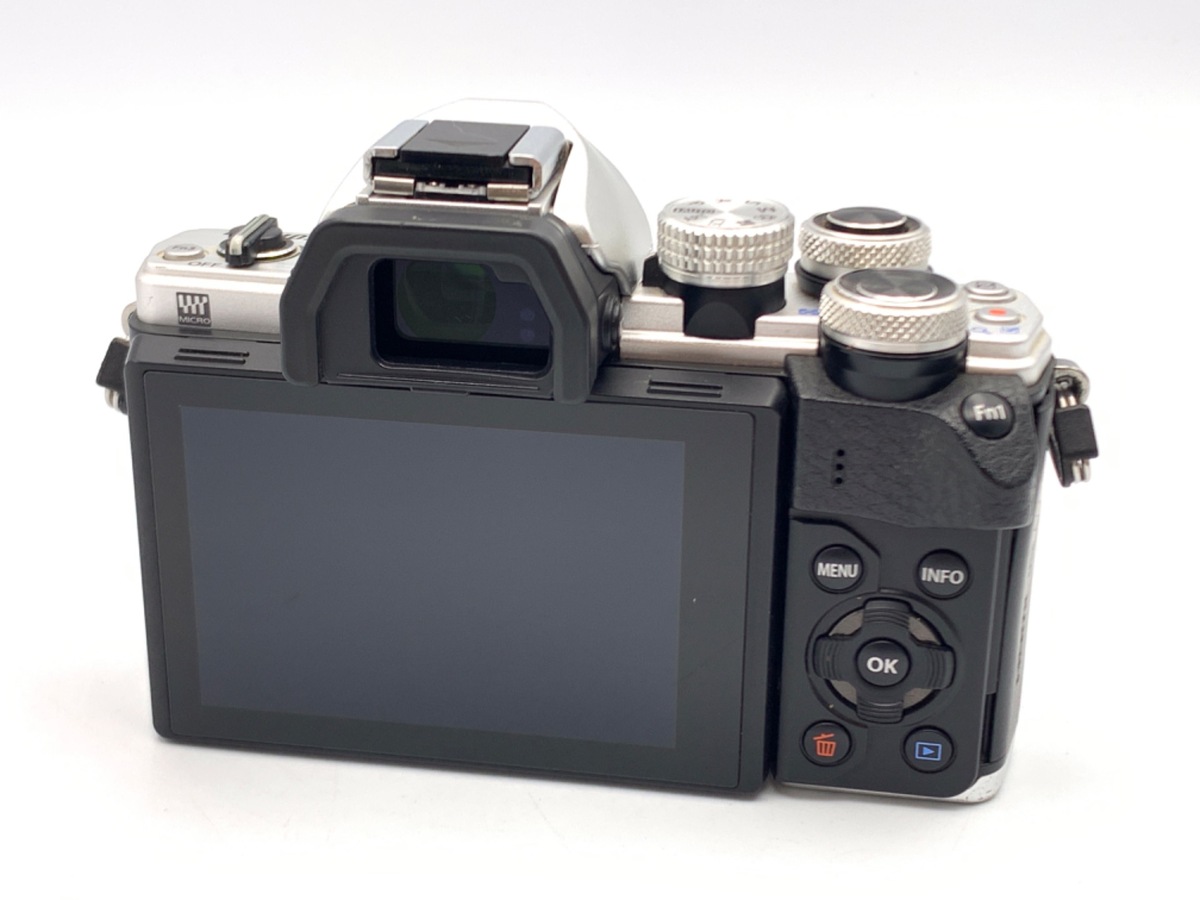【中古】オリンパス OM-D E-M10 MarkII ボディ シルバー