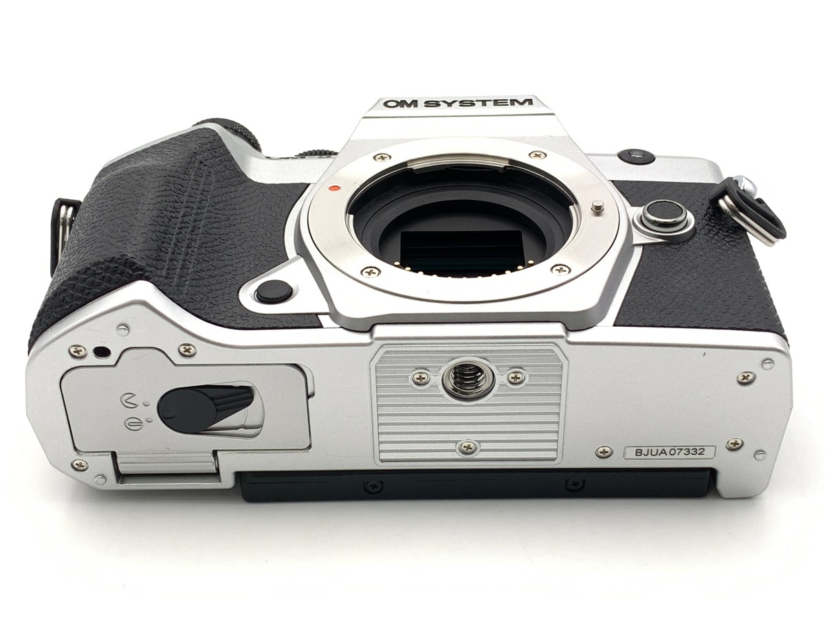 【中古】OM SYSTEM OM-5 Mark II ボディ シルバー