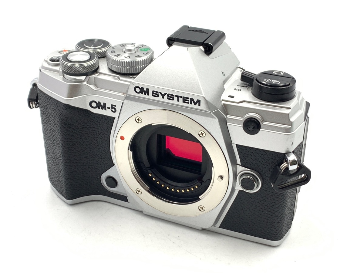【中古】OM SYSTEM OM-5 ボディ シルバー