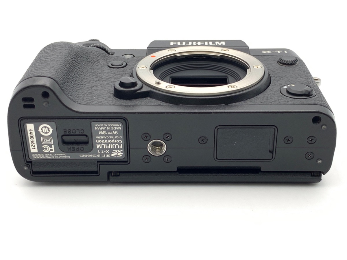 値下げ！フジフイルム FUJIFILM X-T1 ボディ ブラック（中古美品） 富士フイルム Xシステム FUJIFILM X-T1 ボディ ブラック ミラー