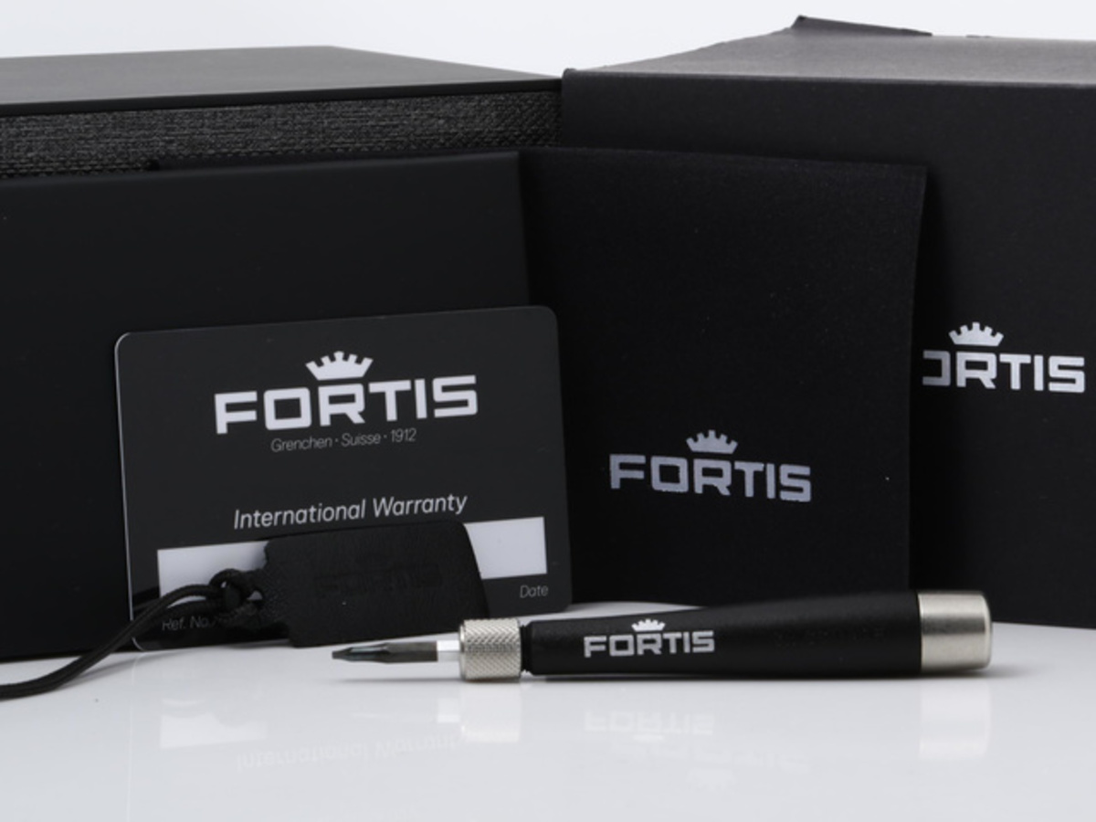 フォルティス マリンマスター M-40 グリーン F8120008 ステンレススティール ウッドペッカー