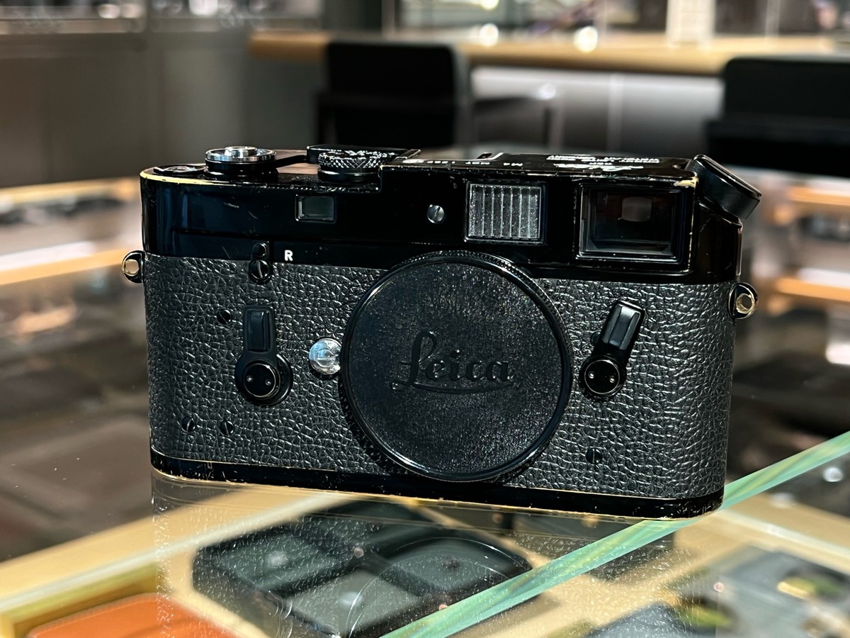 【美品】LEICA M4 ブラックペイント　ボディ 楽天市場】【美品】Leica/ライカ M4 ブラックペイント118万号