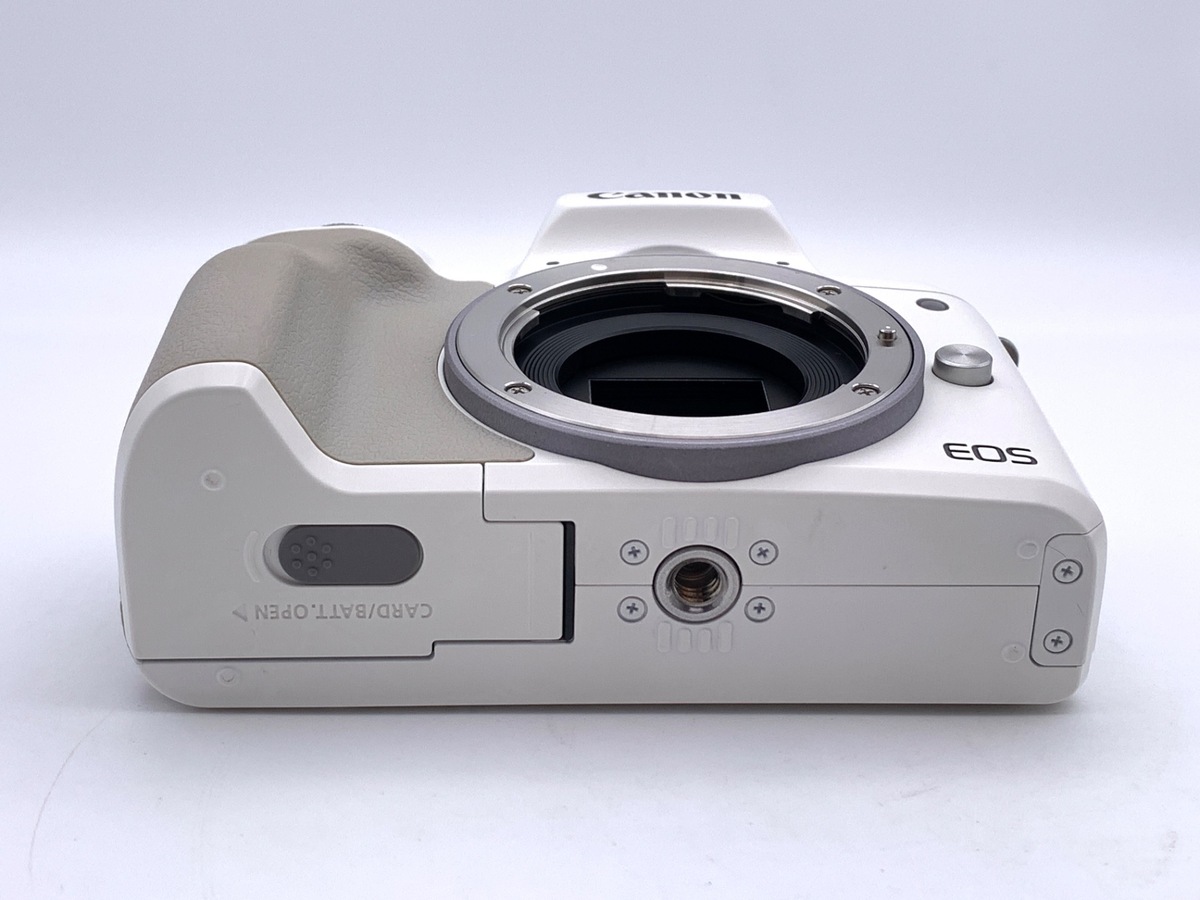 【中古】キヤノン EOS Kiss M2 ボディ ホワイト