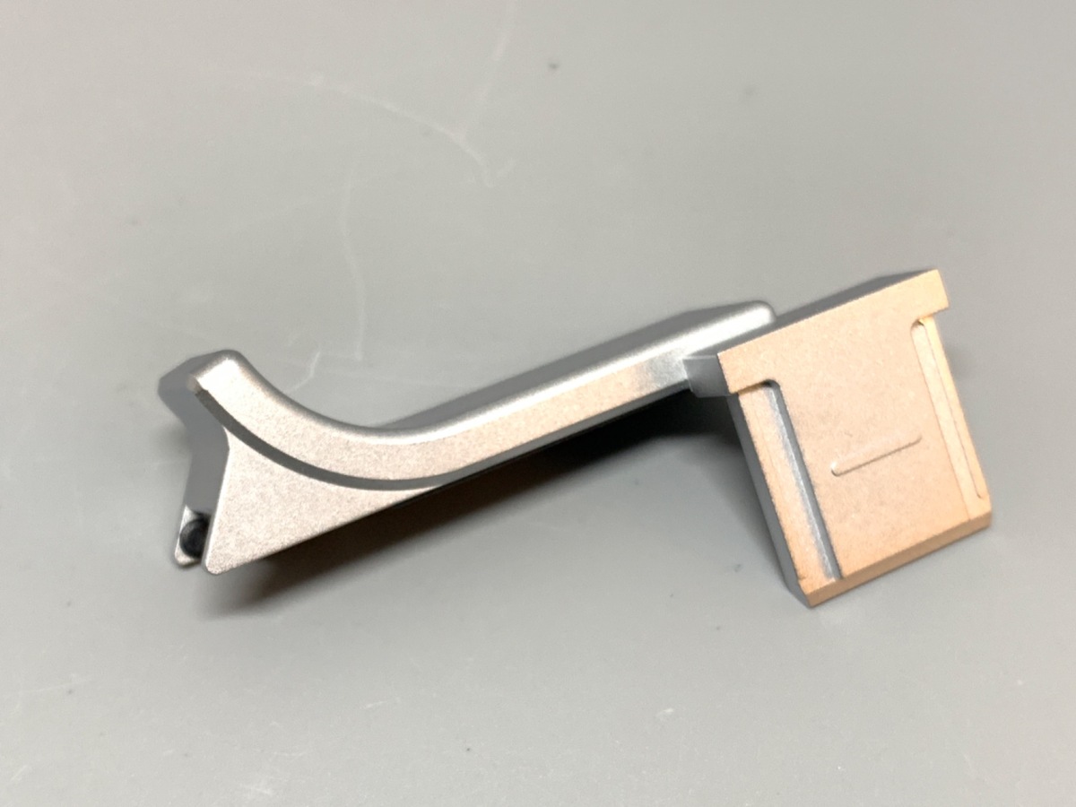 中古：A(美品)】ライカ M10用 サムレスト シルバー | 2119341057104