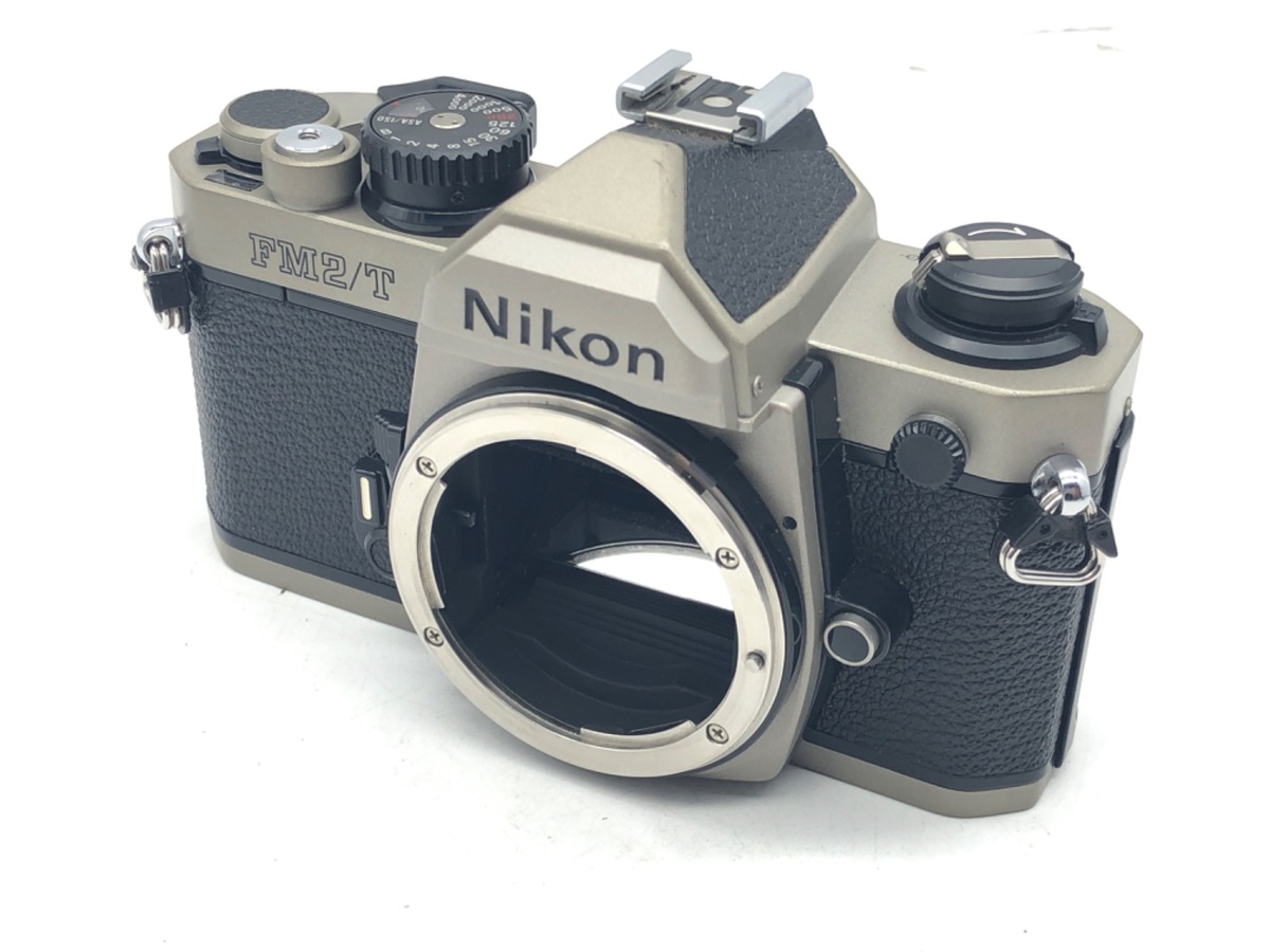 Nikon  NEW FM2/T  中古品　ボディ＋レンズ、説明書あり Nikon NEW FM2/T 中古品ボディ＋レンズ、説明書あり