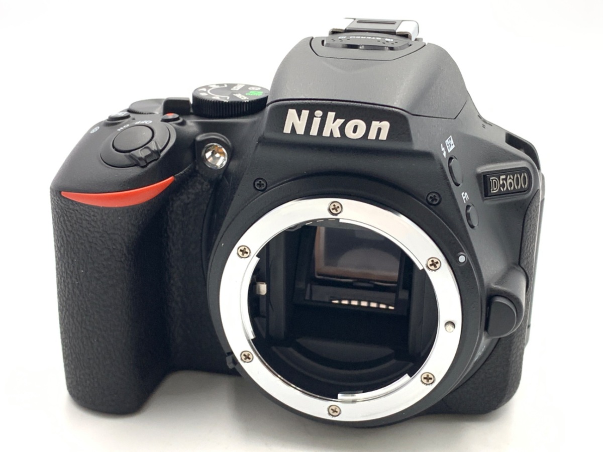 ★ほぼ新品★　Nikon ニコン デジタル一眼レフカメラ D5600 ボディ Amazon | Nikon デジタル一眼レフカメラ D5600 ボディー