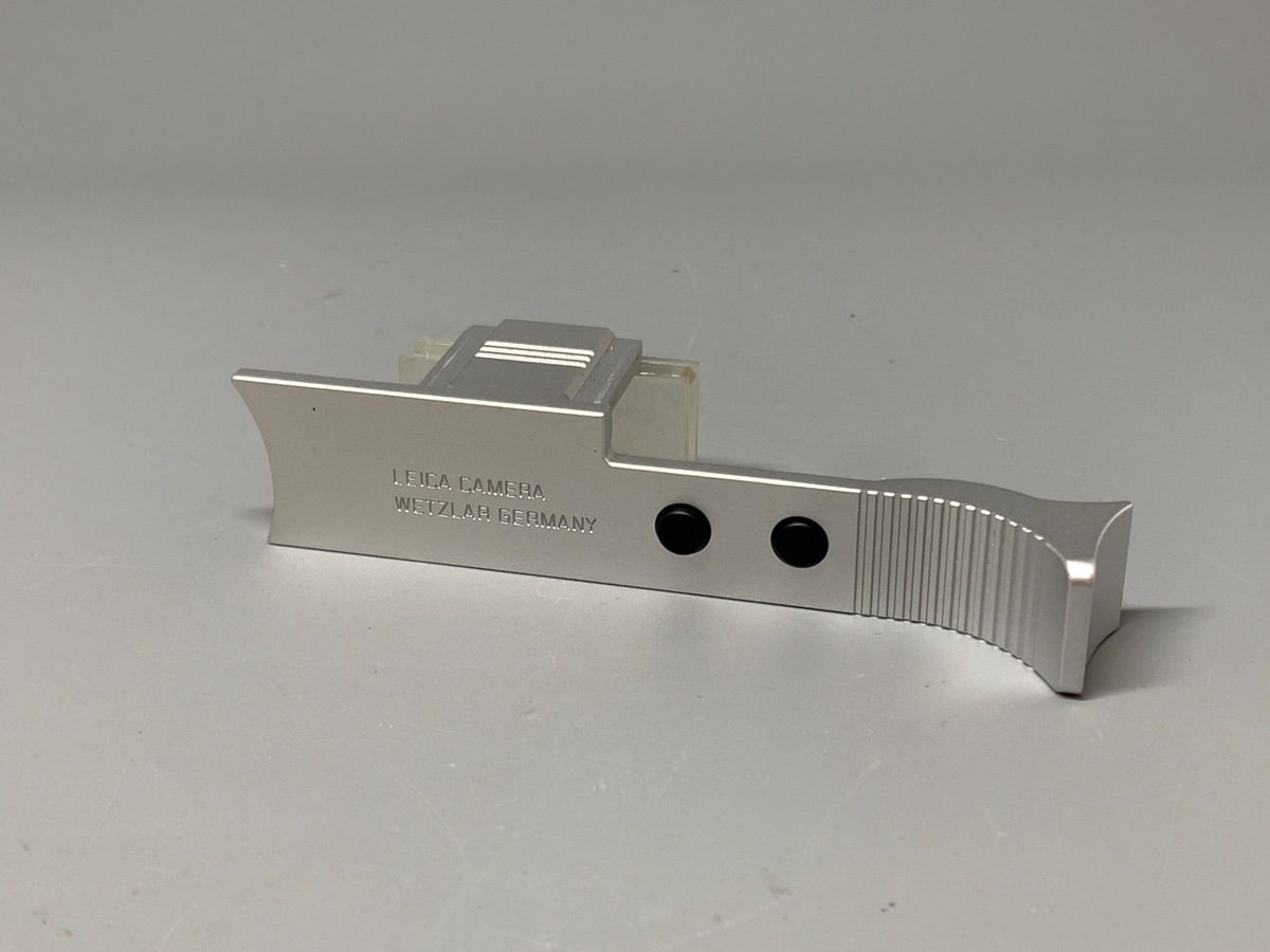 中古：A(美品)】ライカ Q3用サムレスト シルバー