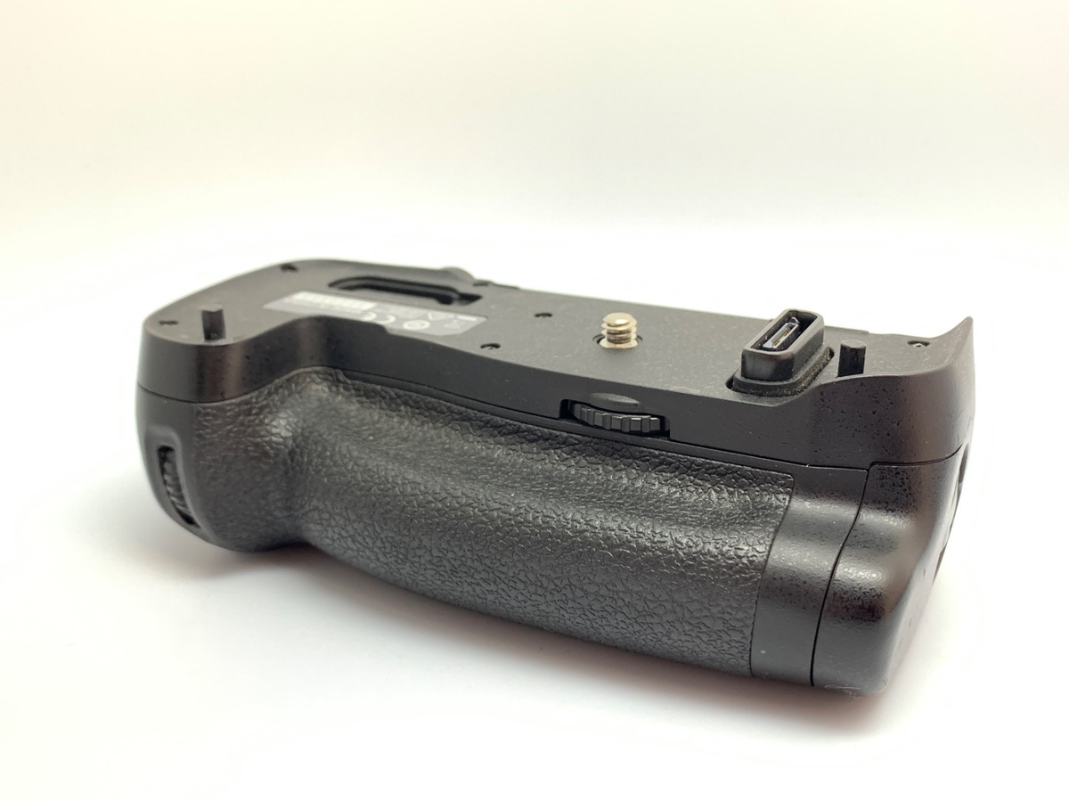 Nikon - Nikon マルチパワーバッテリーパック MB-D17 マルチパワーバッテリーパック MB-D17 - 概要 | アクセサリー