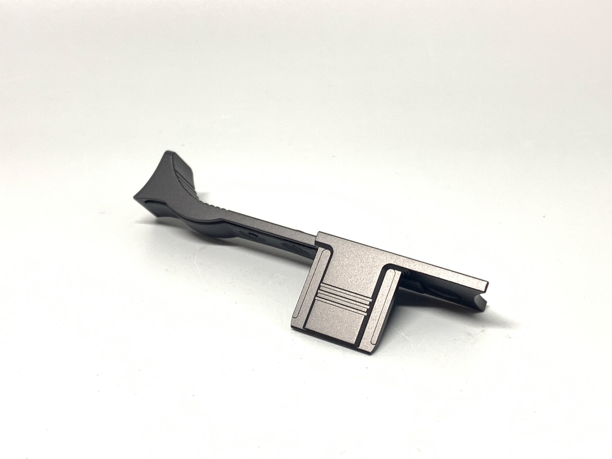 【中古】ライカ Q3用サムレスト ブラック