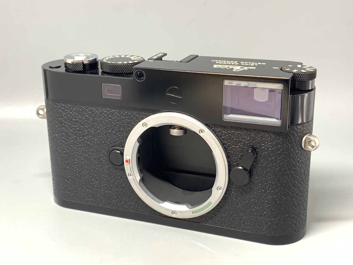 M11 グロッシーブラック ボディ