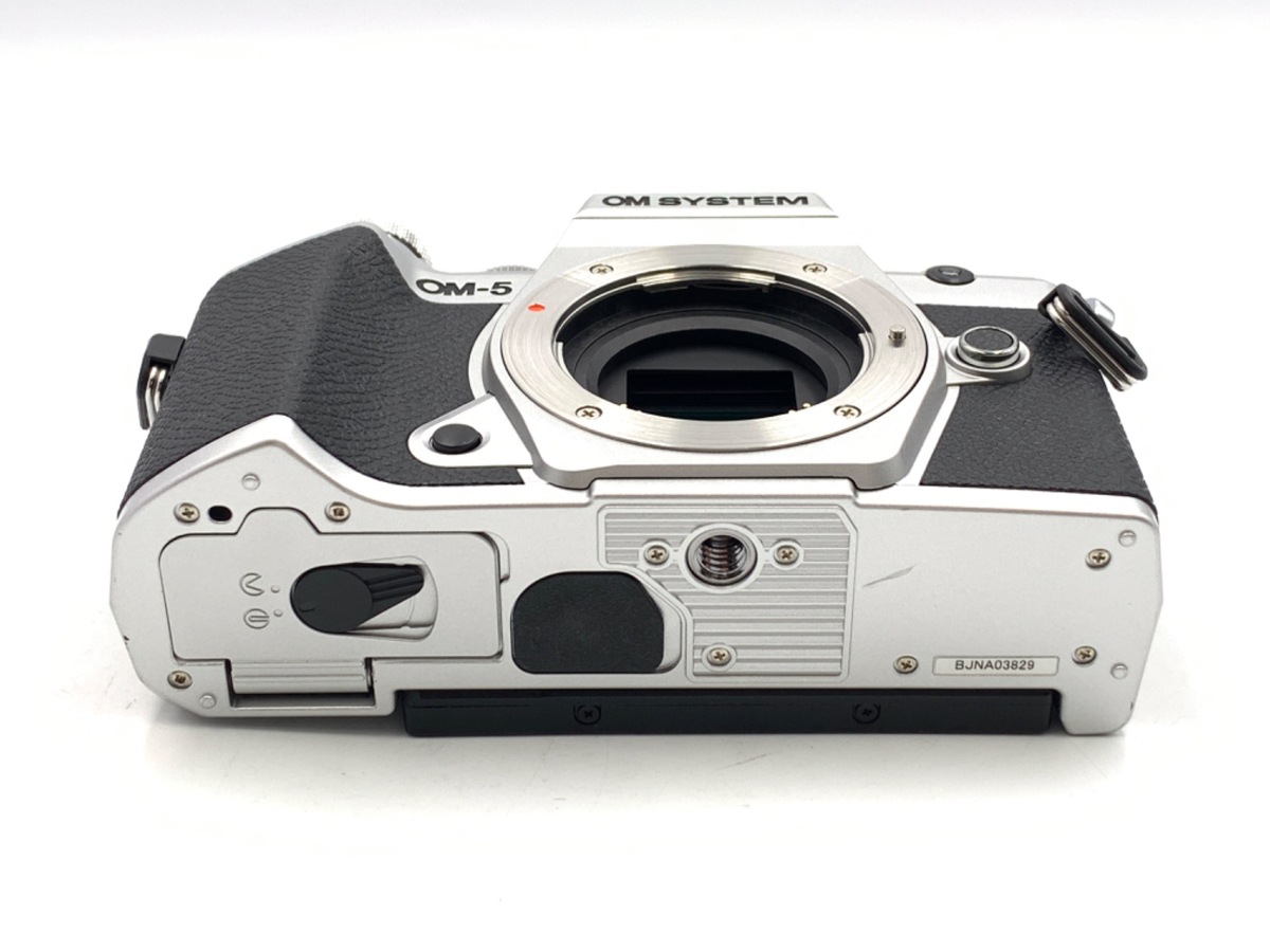 中古】OM SYSTEM OM-5 ボディ シルバー｜｜カメラのキタムラネットショップ