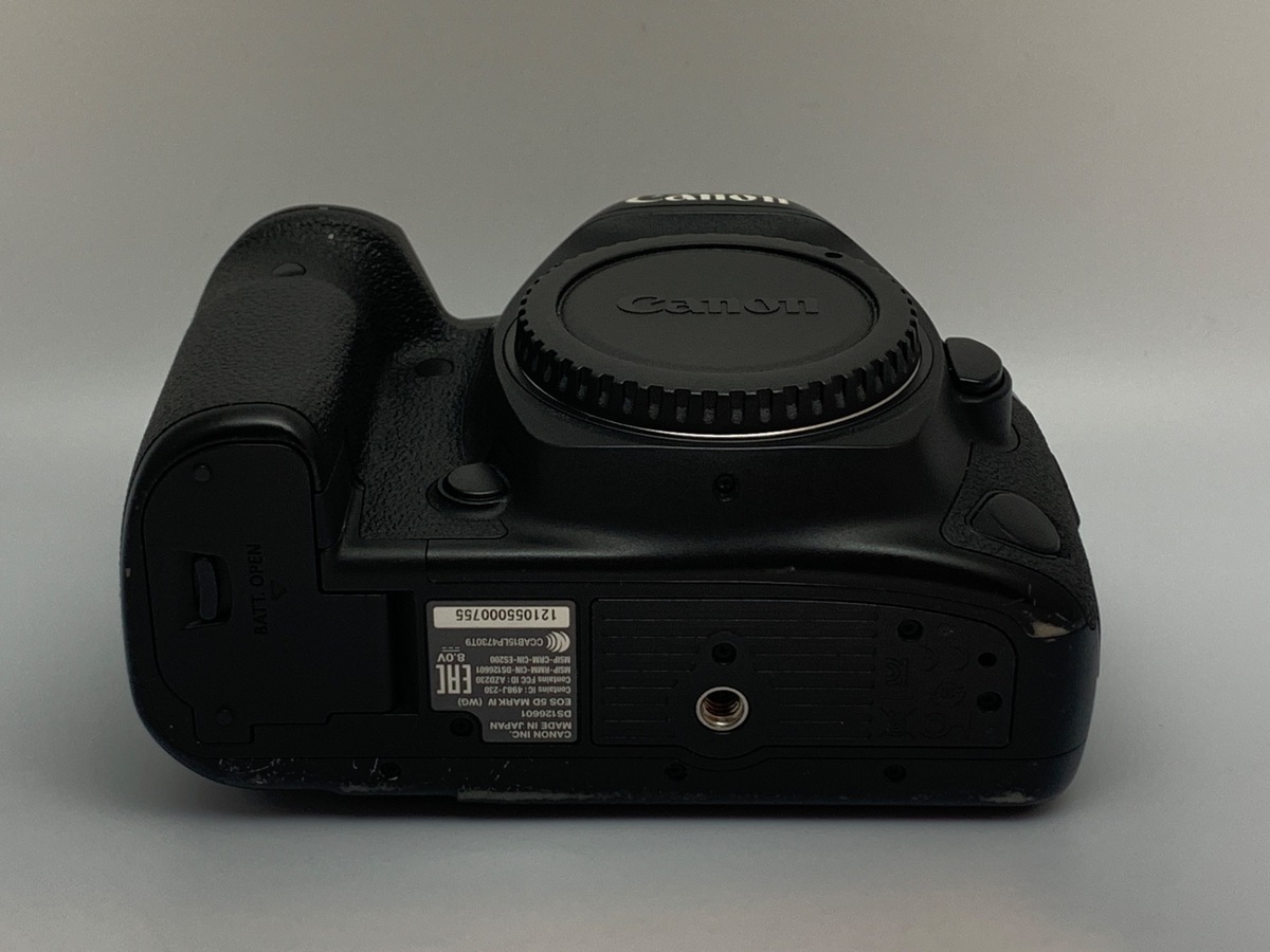 【中古】キヤノン EOS 5D Mark IV ボディ