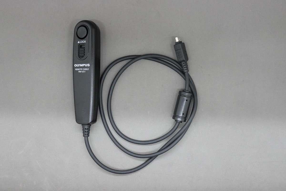 【中古】「非常に良い」OLYMPUS リモートケーブル RM-UC1 中古：AB(良品)】オリンパス RM-UC1 リモートケーブル | 2143890975626