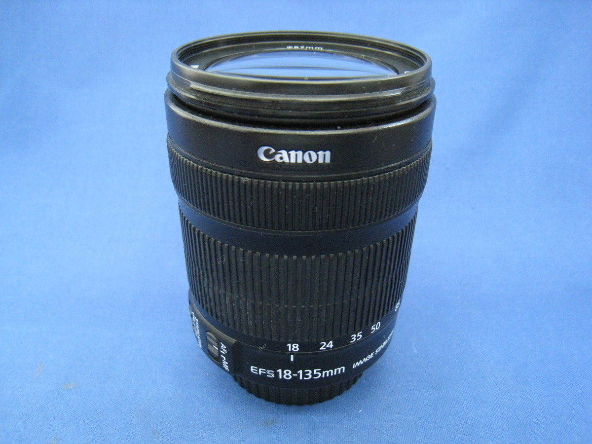 ○○きれいな展示品 CANON EF-S18-135mm F3.5-5.6 IS USM レンズキット