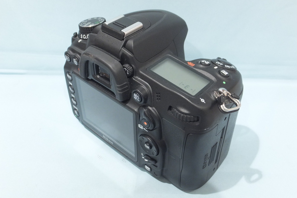Nikon D7000 デジタル一眼レフ ショット1万以下 Nikon デジタル一眼レフカメラ D7000 ボディ＃H0242404007Y 【公式通販】