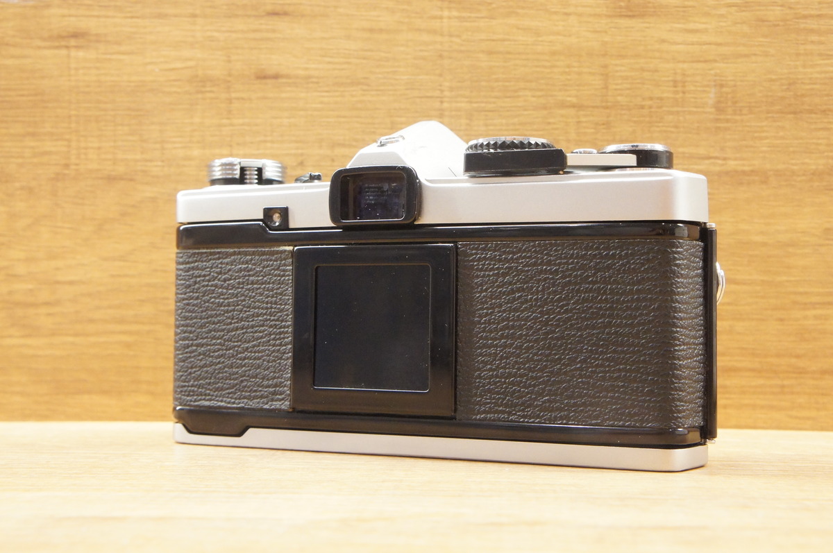 Olympus OM-2 シルバーボディー完動極美品 CONTAX（コンタックス） OLYMPUS OM-2 シルバー 良品 動作確認済み 1