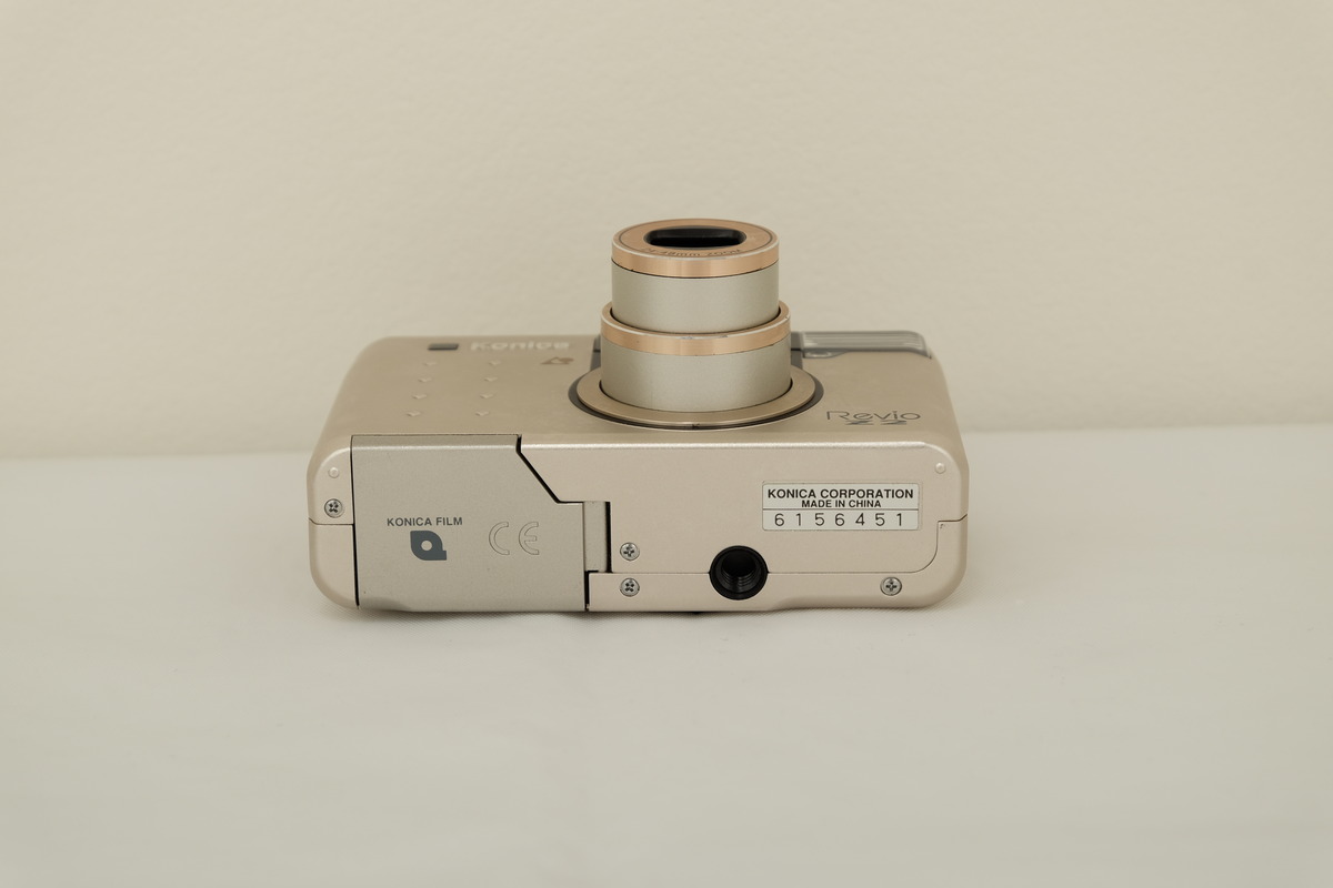 中古：C(やや難あり)】コニカ（Konica） Revio(レビオ)Z2 (24-48