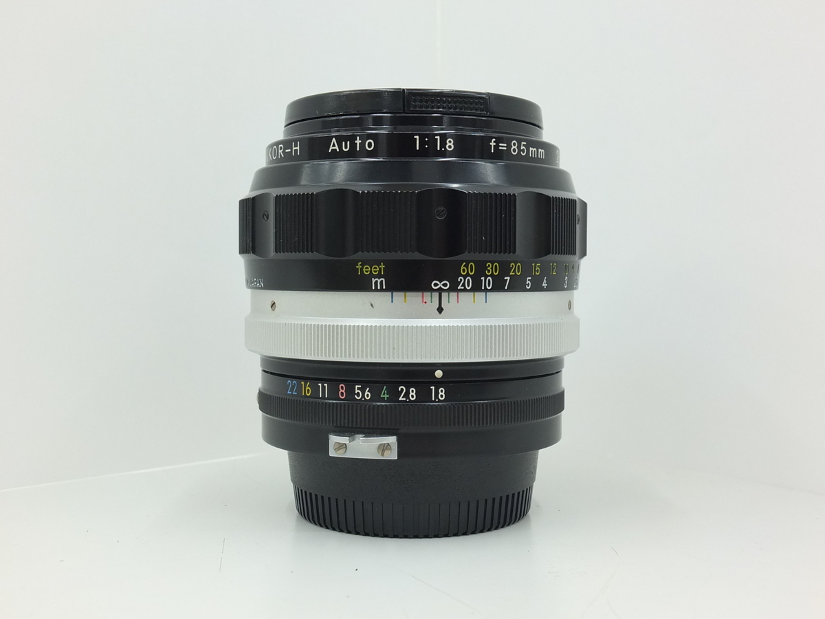 ニコン Auto Nikkor 85mm F1.8 C