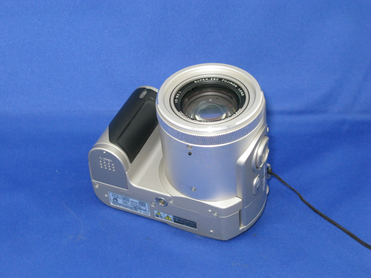 中古】フジフイルム（FUJIFILM）FinePix 4900Z【220万画素】｜｜カメラ