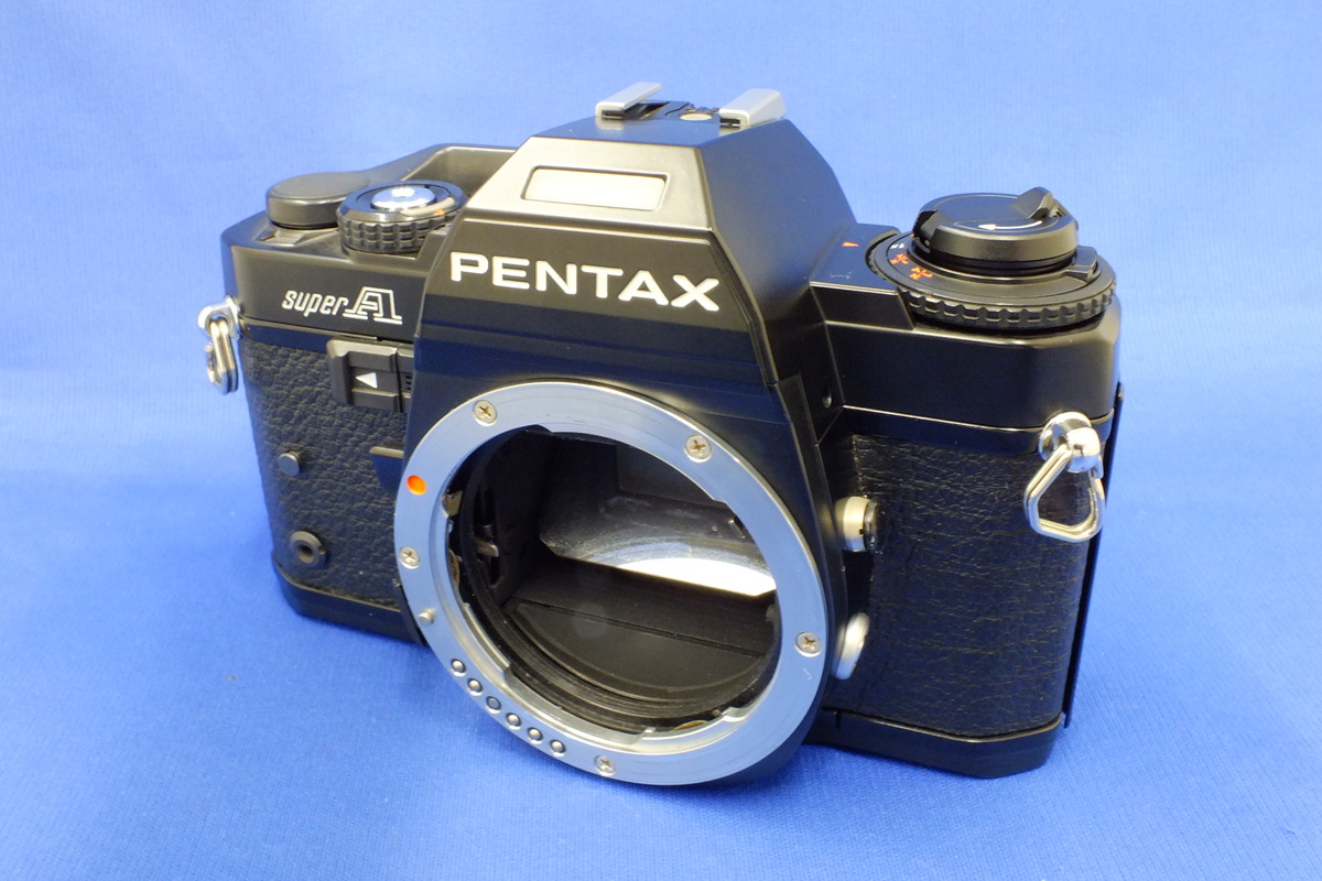 ペンタックス17　中古完動品　訳あり特価品　購入証明書有り(^-^)匿名配送 中古】(ペンタックス) PENTAX 67+TTLファインダー｜ナニワ