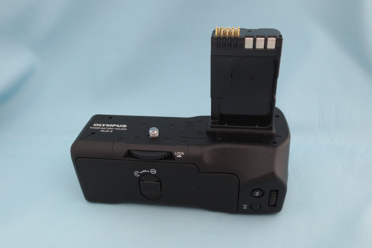 中古：AB(良品)】オリンパス パワーバッテリーホルダー HLD-4