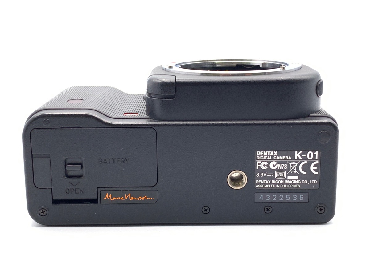 中古：B(並品)】ペンタックス K-01 ボディ ブラック×ブラック