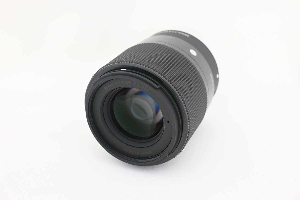 �V�O�} 30mm F1.4 DC DN Contemporary �\�j�[E