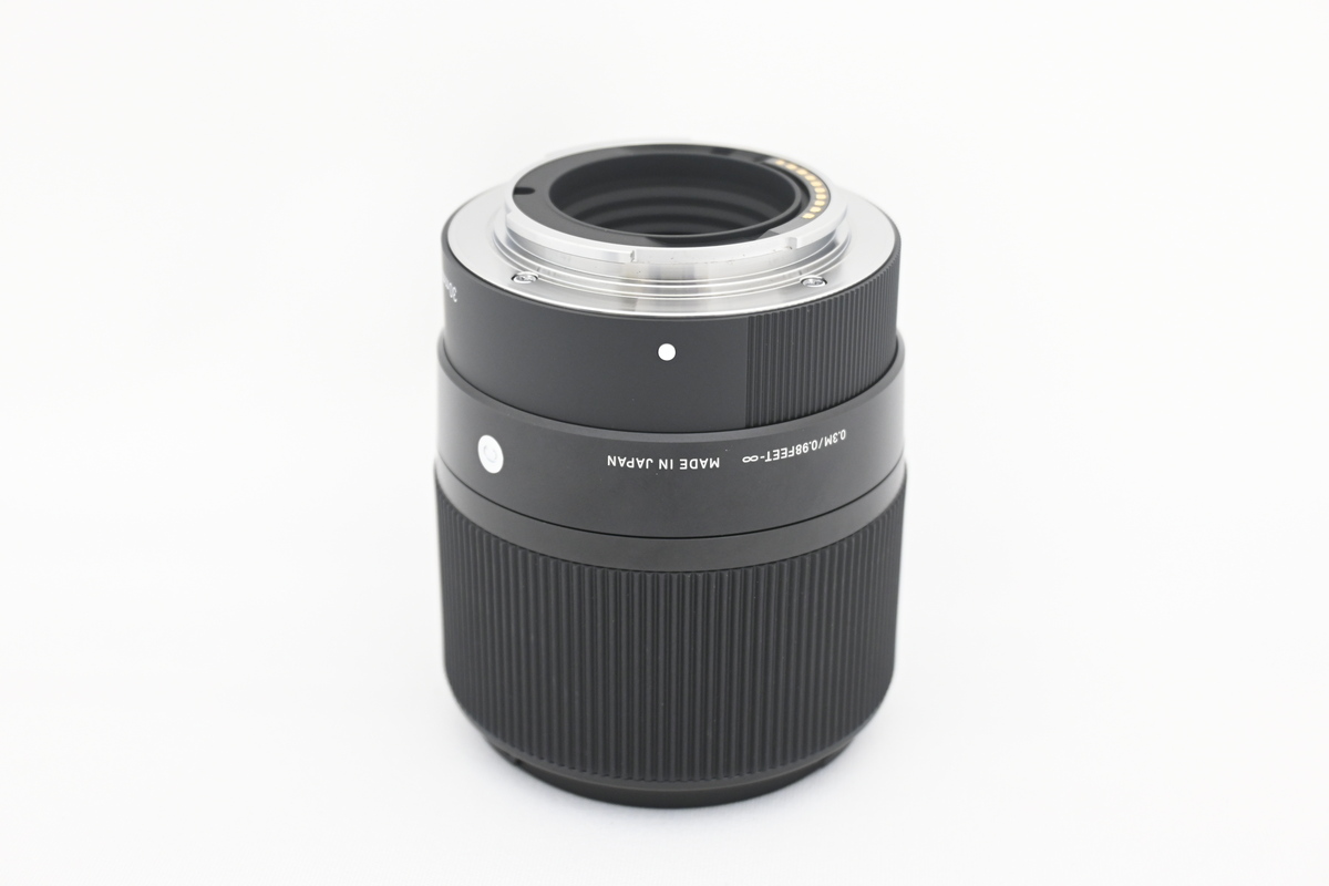 �V�O�} 30mm F1.4 DC DN Contemporary �\�j�[E