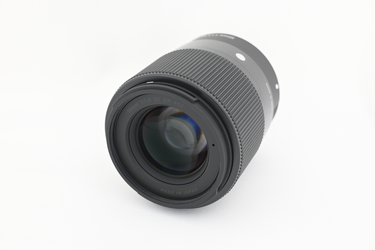�V�O�} 30mm F1.4 DC DN Contemporary �\�j�[E