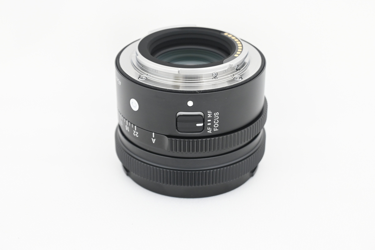 �V�O�} 45mm F2.8 DG DN Contemporary �\�j�[E�p
