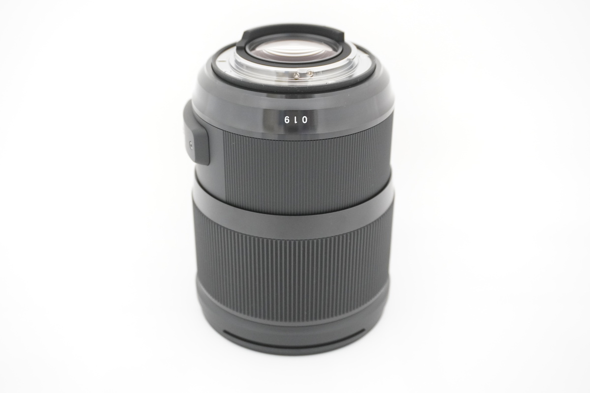 �V�O�} 28mm F1.4 DG HSM Art �j�R��F�p