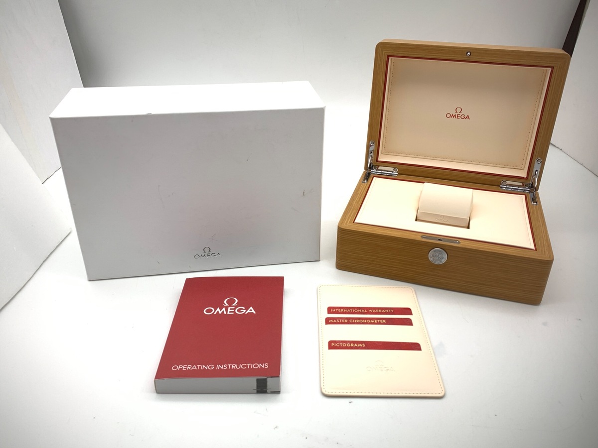 オメガ(OMEGA) スピードマスター 57 ブラック 332.10.41.51.01.001 ステンレススティール