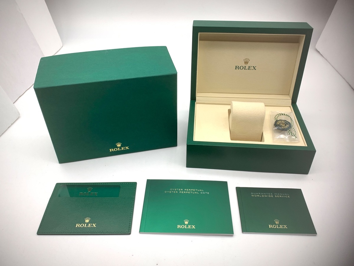 ロレックス(ROLEX) オイスターパーペチュアル 36 ピスタチオ [グリーン系] 126000 ステンレススティール オイスターブレス