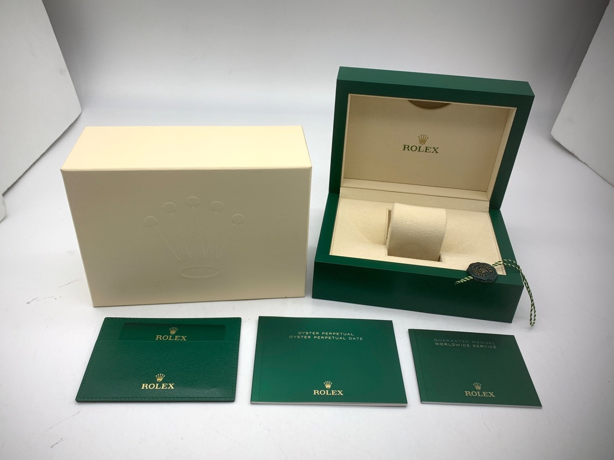 ロレックス(ROLEX) オイスターパーペチュアル 41 シルバー 124300 ステンレススティール オイスターブレス