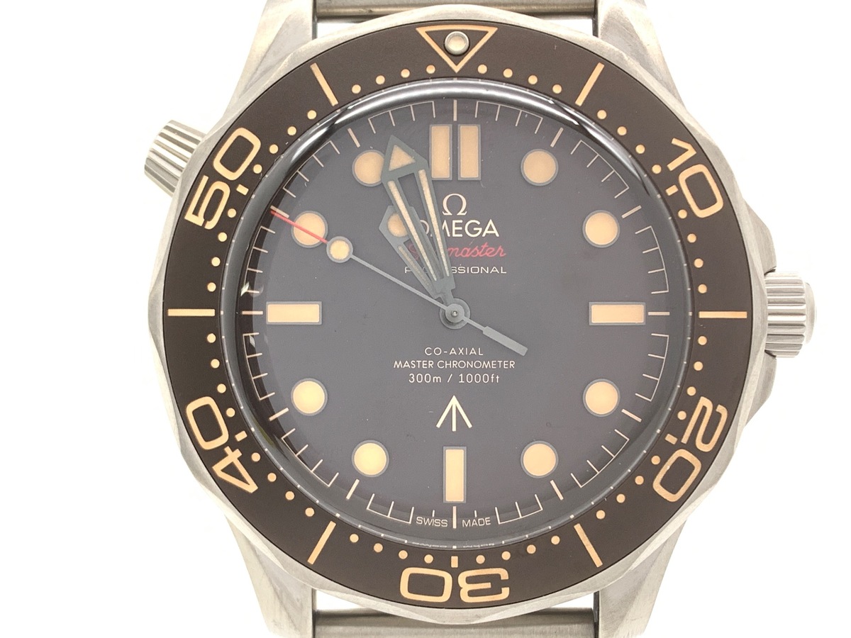 オメガ(OMEGA) シーマスター ダイバー300M 210.90.42.20.01.001 ブラウン  チタン 007エディション