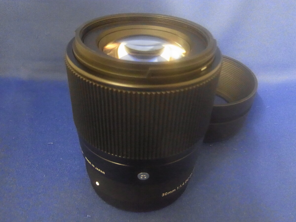 30mm F1.4 DC DN [ソニー用] 中古価格比較 - 価格.com