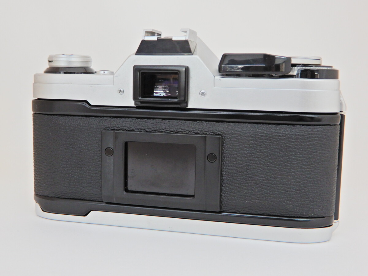 AE-1 Body �V���o�[