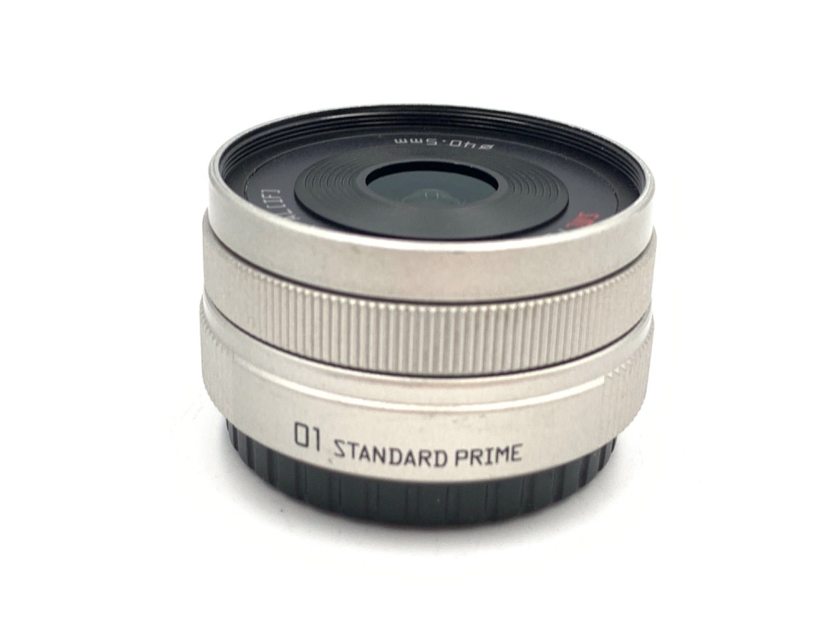 Q�p 8.5mm F1.9 �m01 STANDARD PRIME�n �u���C�g�V���o�[