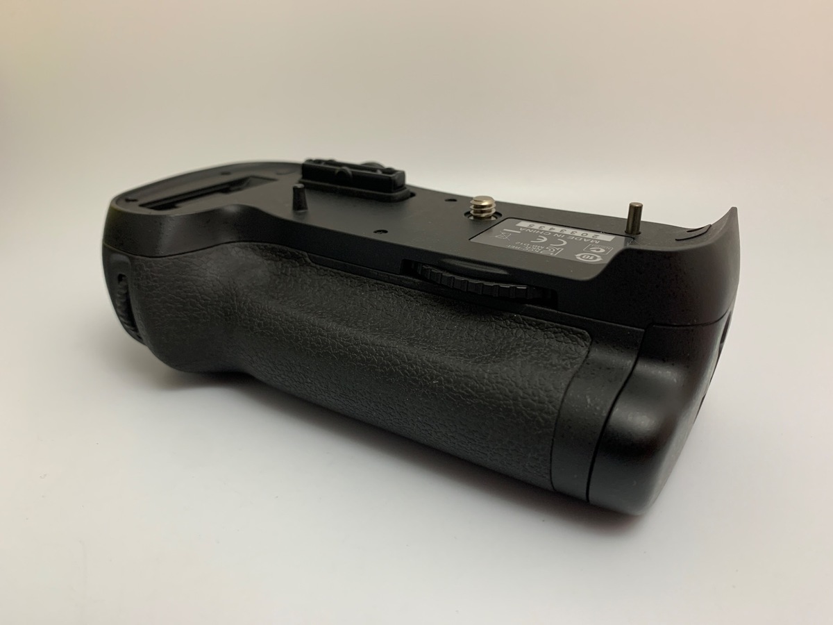 中古：AB(良品)】ニコン マルチパワーバッテリーパック MB-D12